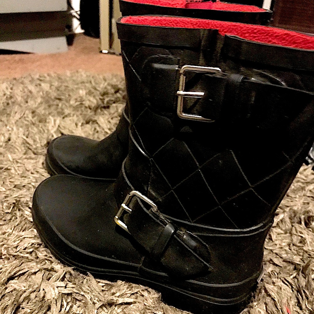 Sperry boots